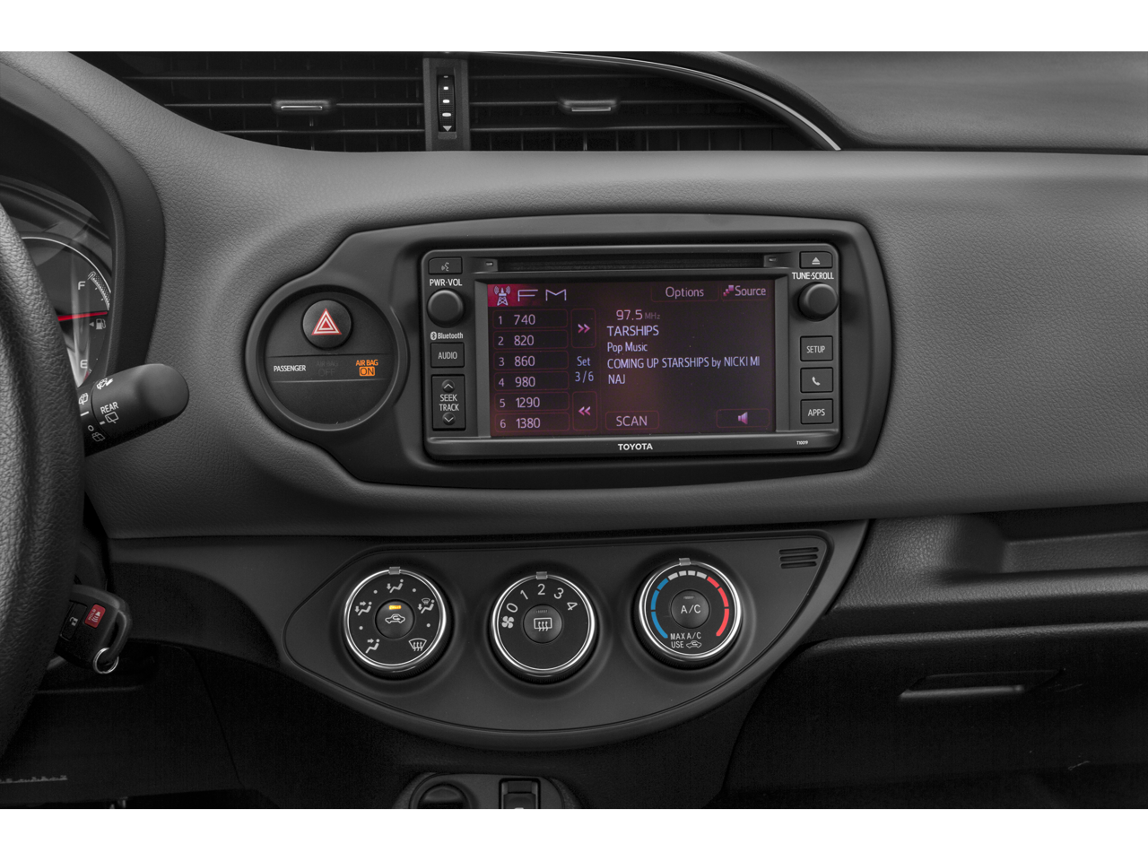 2015 Toyota Yaris L