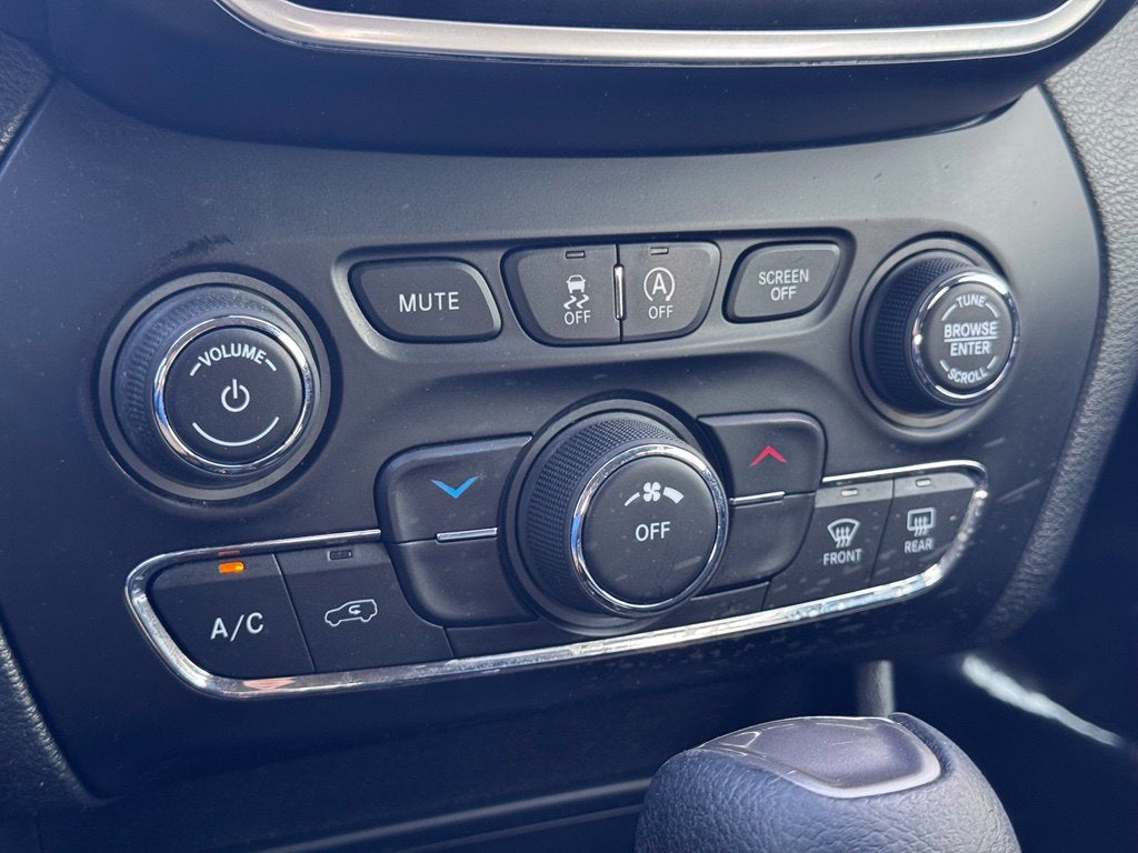 2019 Jeep Cherokee Latitude