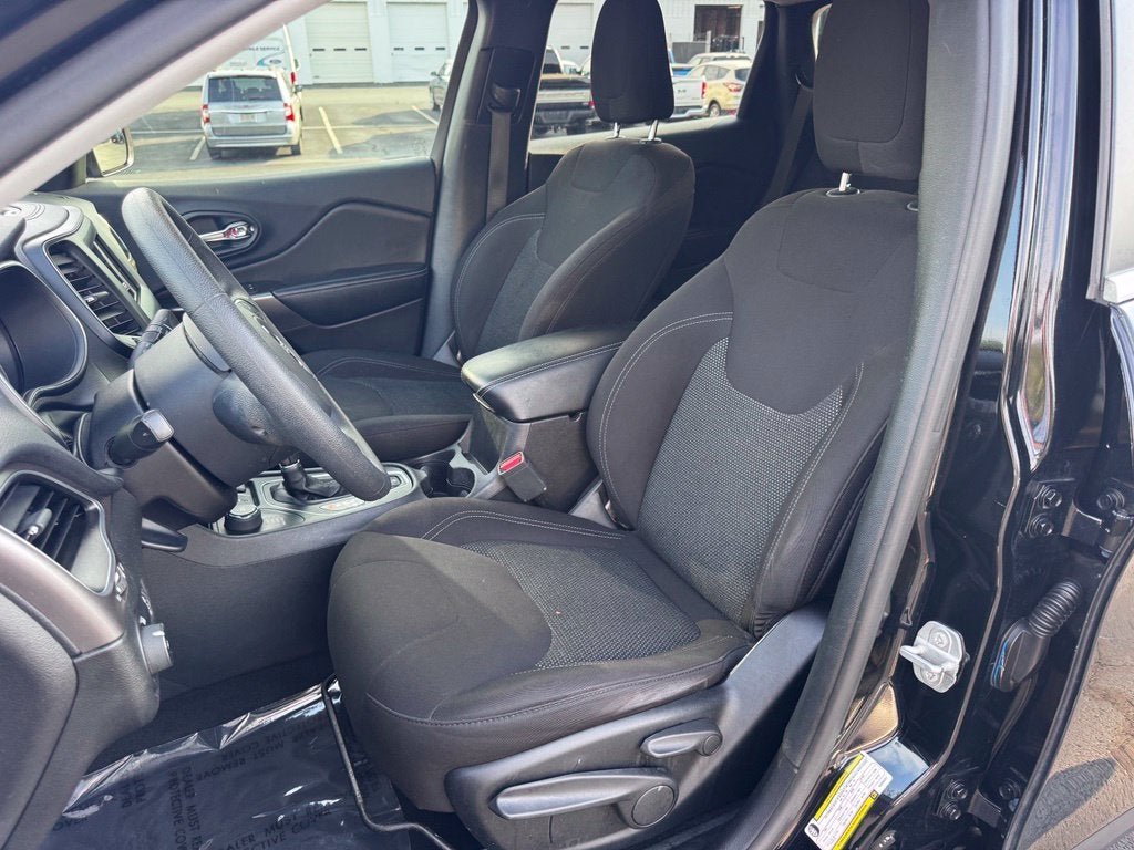 2019 Jeep Cherokee Latitude
