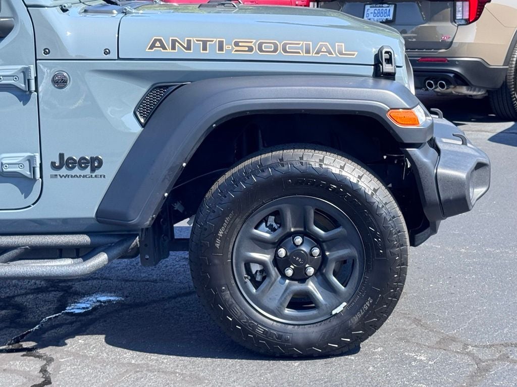 2025 Jeep Wrangler Sport