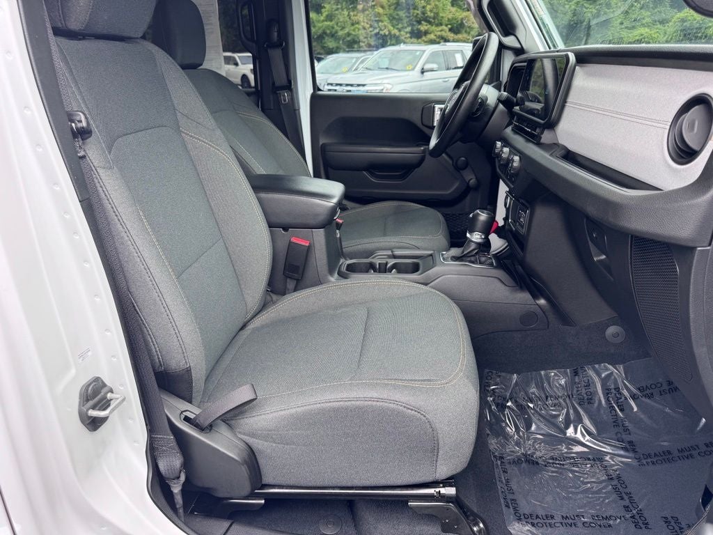 2024 Jeep Wrangler Sport