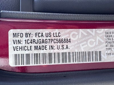 2023 Jeep Grand Cherokee Laredo