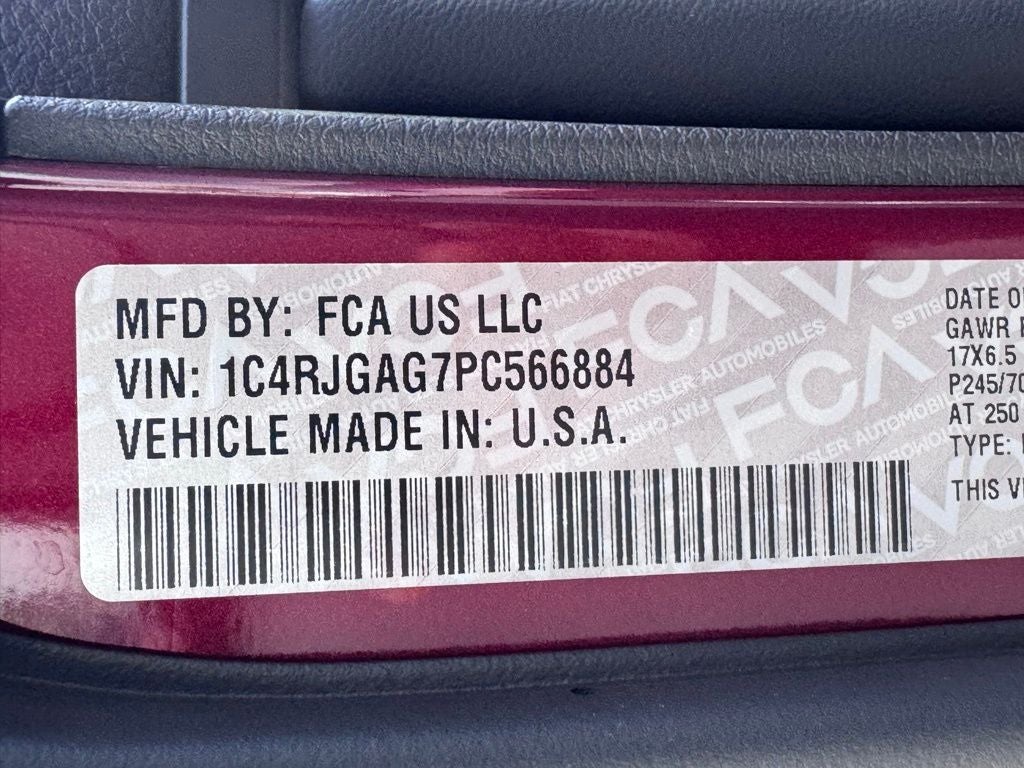 2023 Jeep Grand Cherokee Laredo