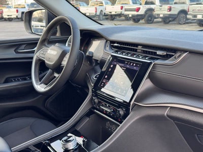 2023 Jeep Grand Cherokee Laredo