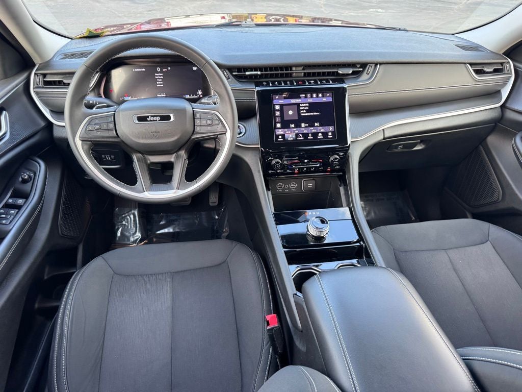 2023 Jeep Grand Cherokee Laredo