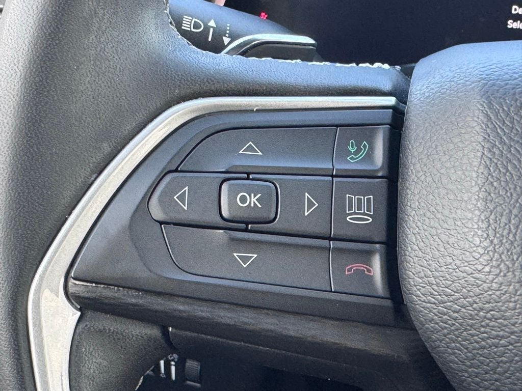 2023 Jeep Grand Cherokee Laredo