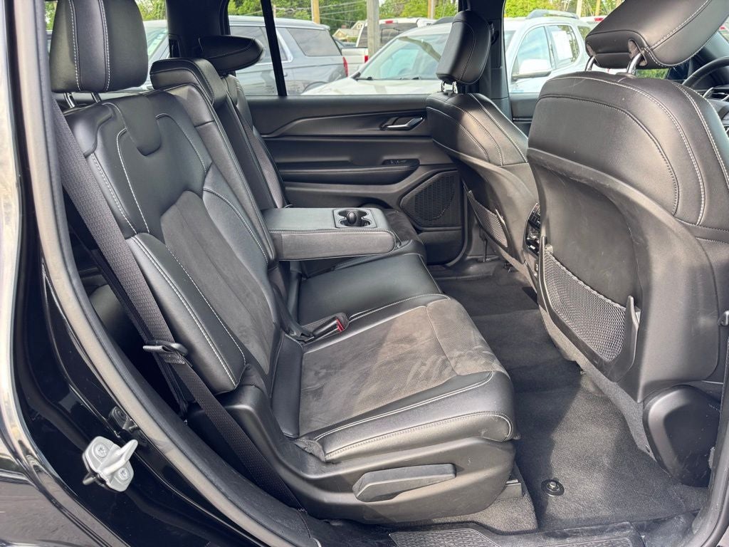 2024 Jeep Grand Cherokee L Altitude