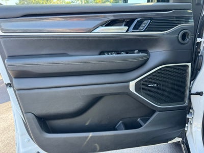 2024 Jeep Wagoneer L Base