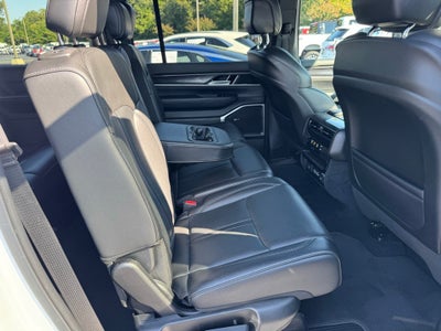 2024 Jeep Wagoneer L Base