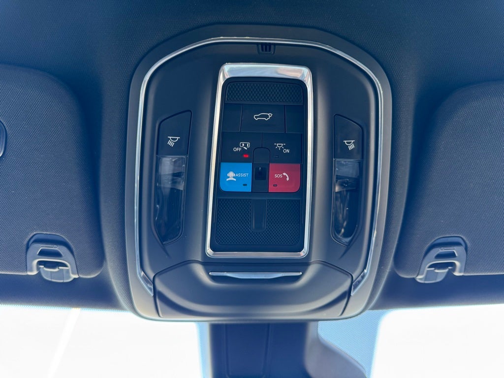 2024 Jeep Wagoneer L Base