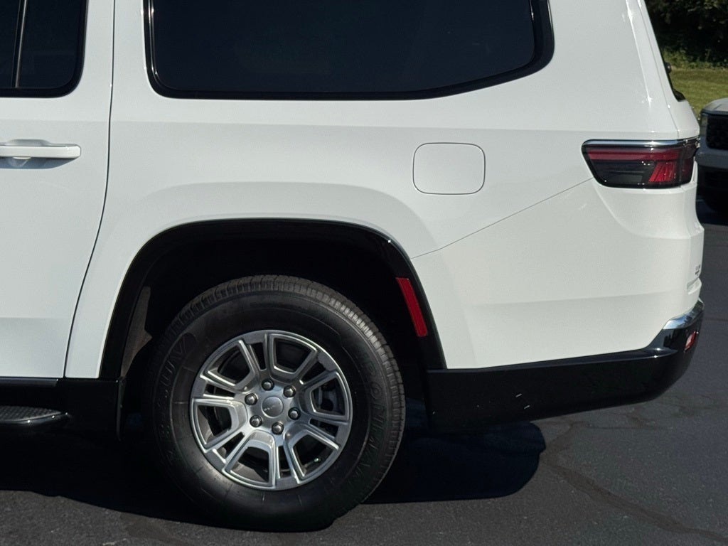 2024 Jeep Wagoneer L Base