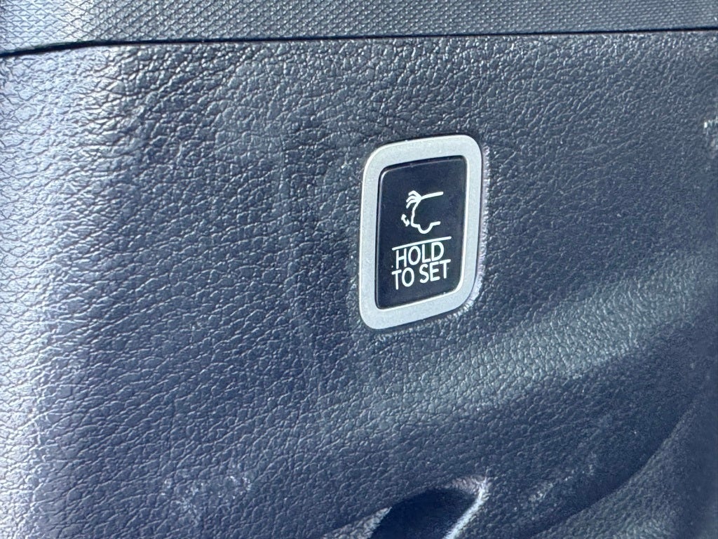 2024 Jeep Wagoneer L Base