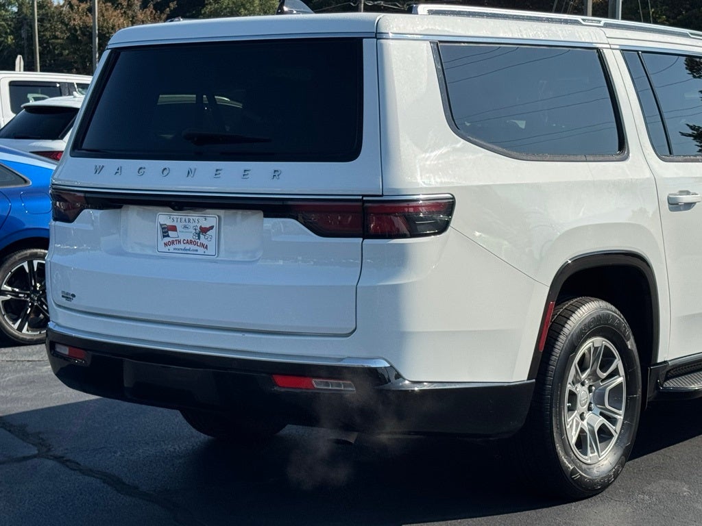2024 Jeep Wagoneer L Base