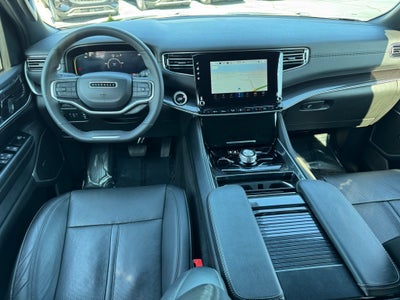 2024 Jeep Wagoneer L Base