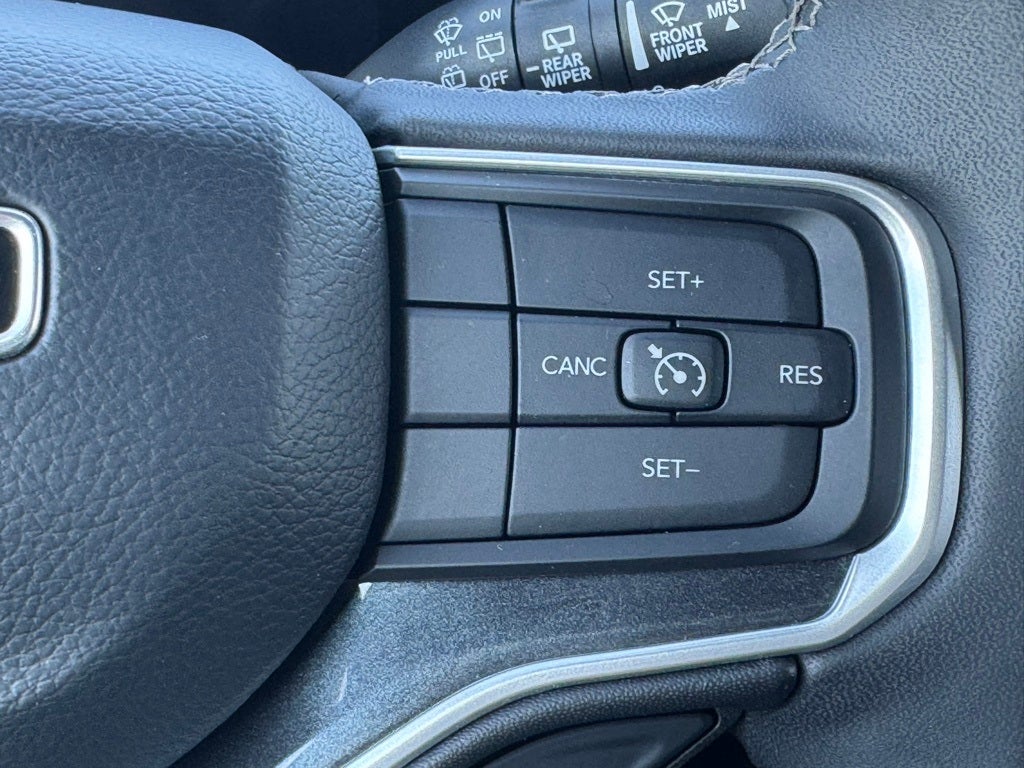 2024 Jeep Wagoneer L Base