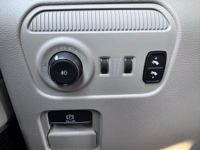 2023 Jeep Wagoneer Base