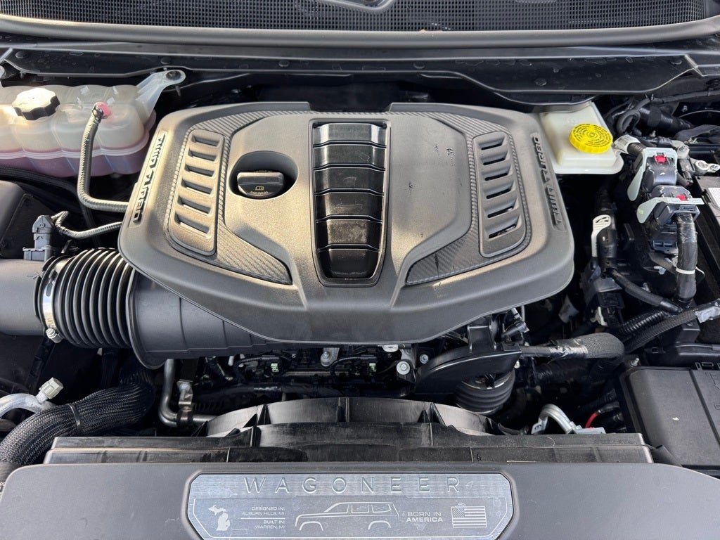 2023 Jeep Wagoneer Base