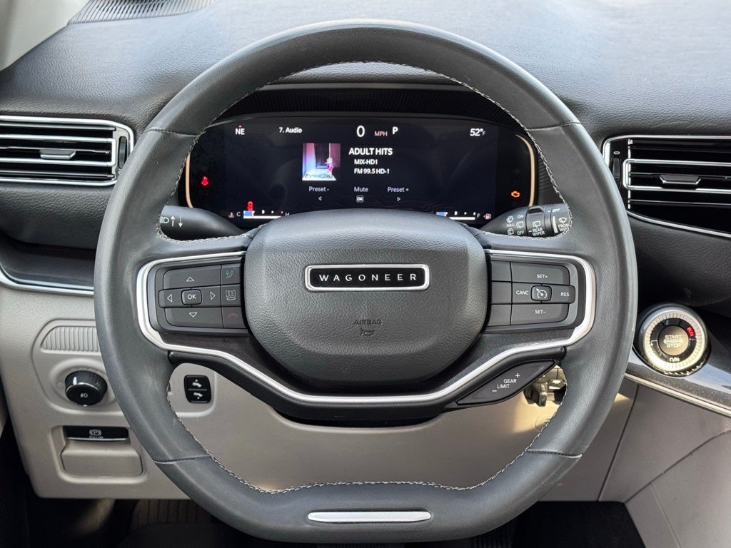 2023 Jeep Wagoneer Base