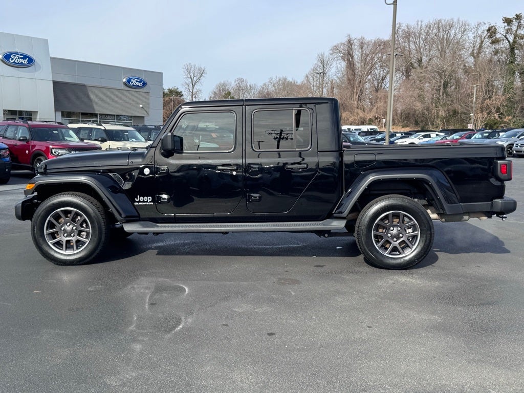 2021 Jeep Gladiator Overland