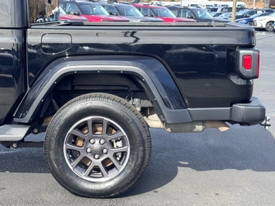 2021 Jeep Gladiator Overland
