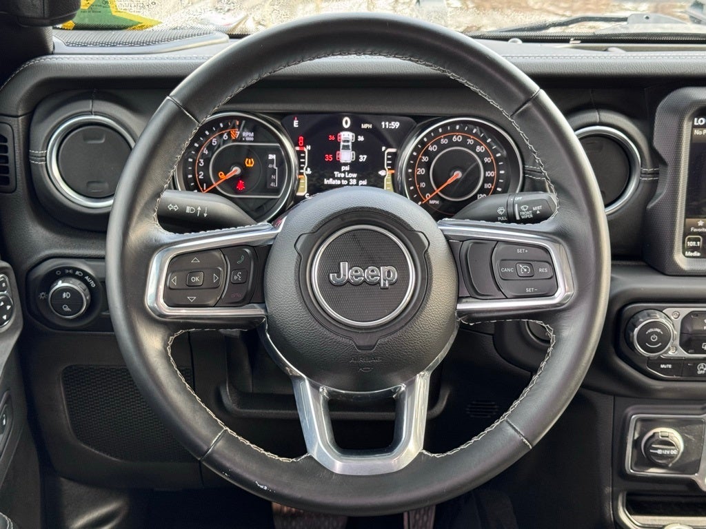 2021 Jeep Gladiator Overland