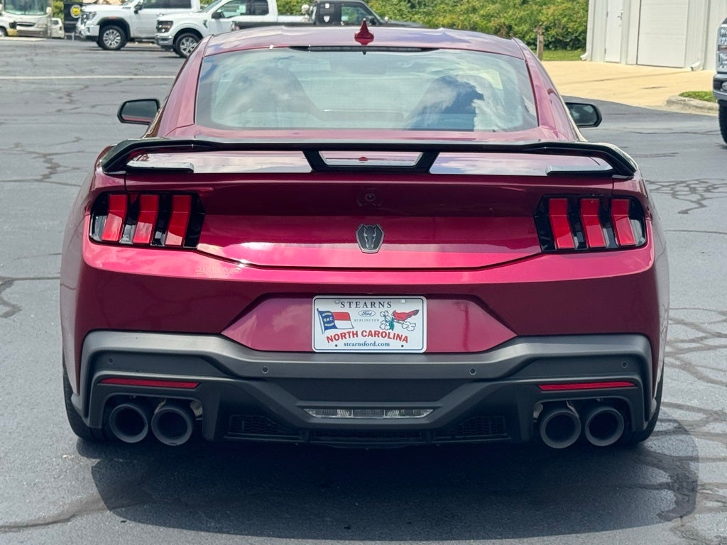 2025 Ford Mustang Dark Horse