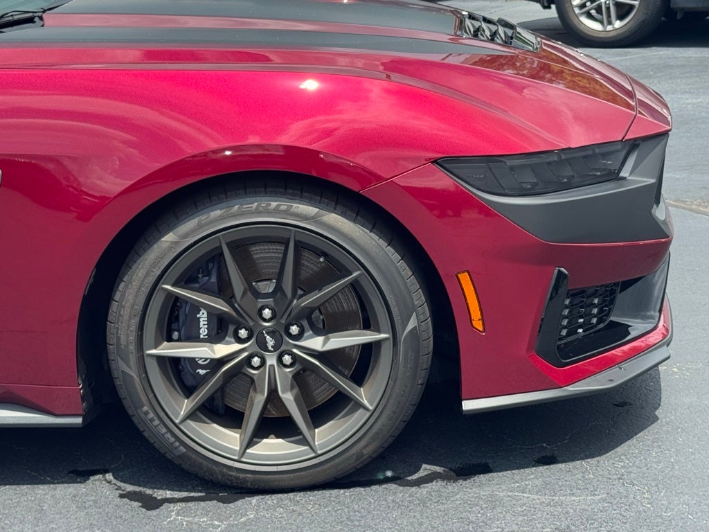 2025 Ford Mustang Dark Horse