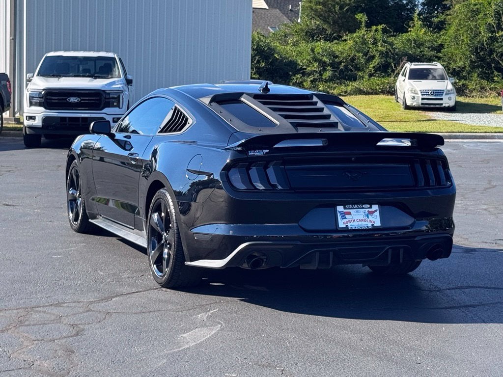 2022 Ford Mustang EcoBoost
