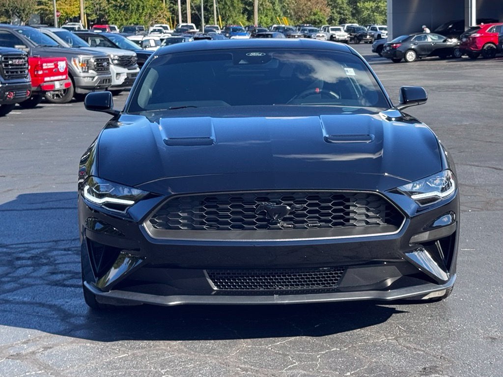 2022 Ford Mustang EcoBoost