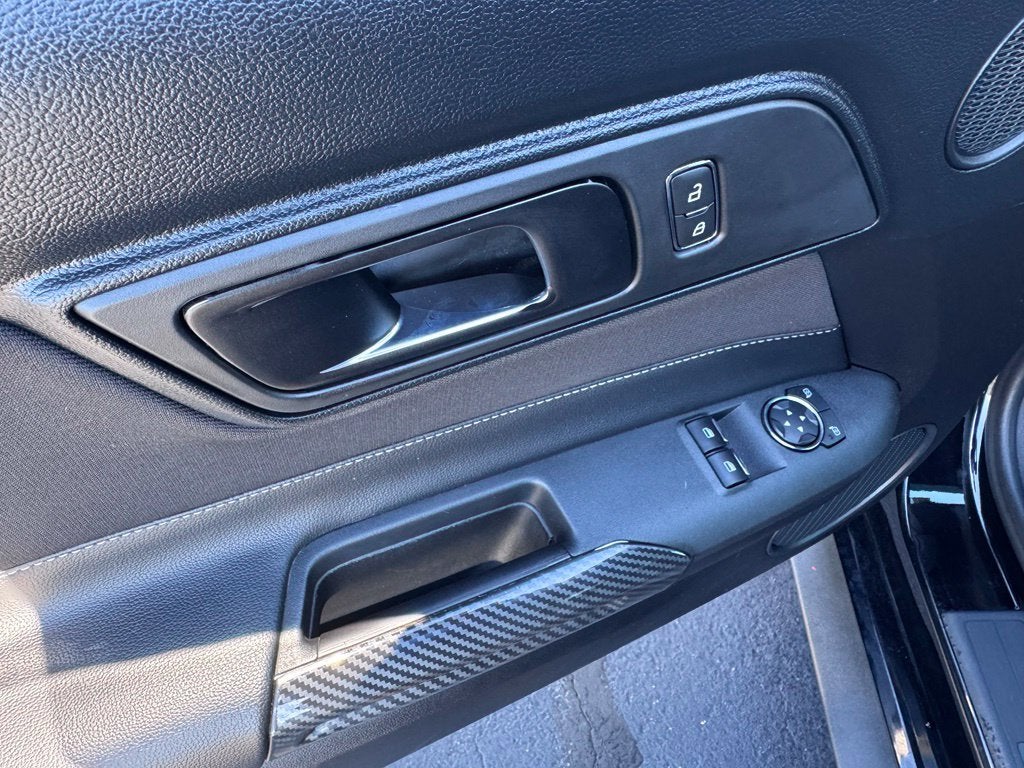 2022 Ford Mustang EcoBoost