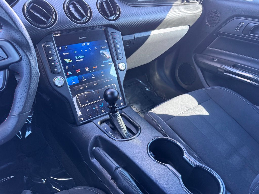 2022 Ford Mustang EcoBoost