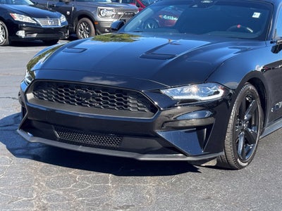 2022 Ford Mustang EcoBoost