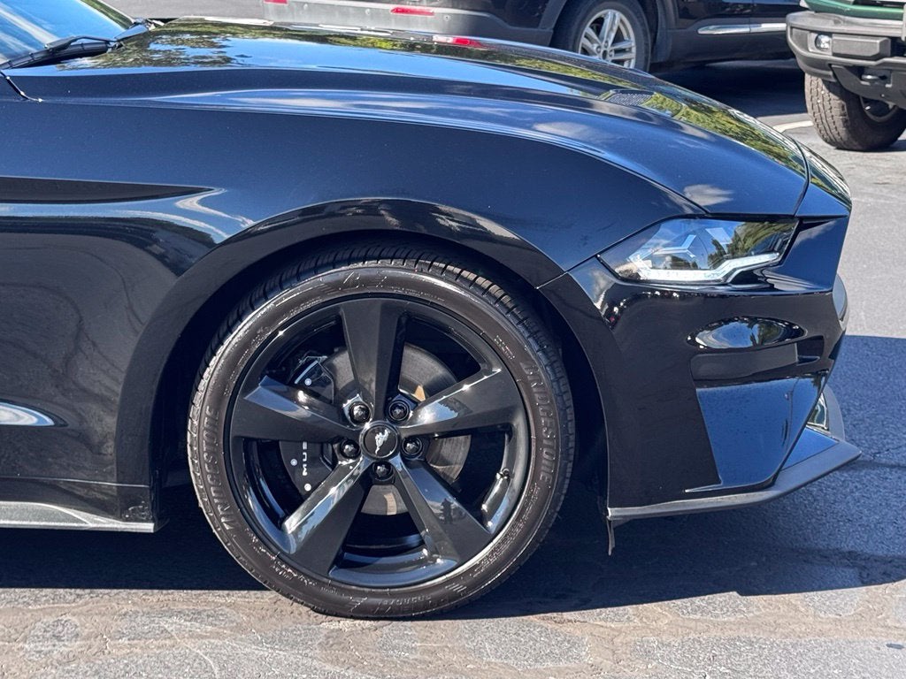 2022 Ford Mustang EcoBoost