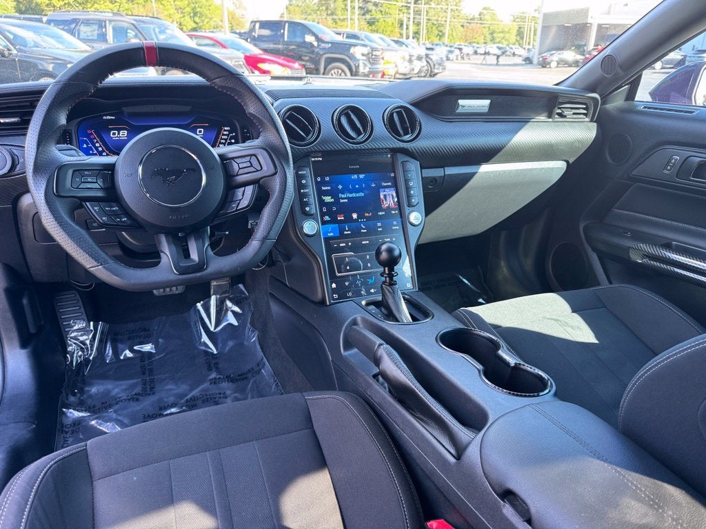 2022 Ford Mustang EcoBoost