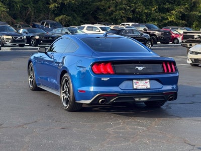 2022 Ford Mustang EcoBoost