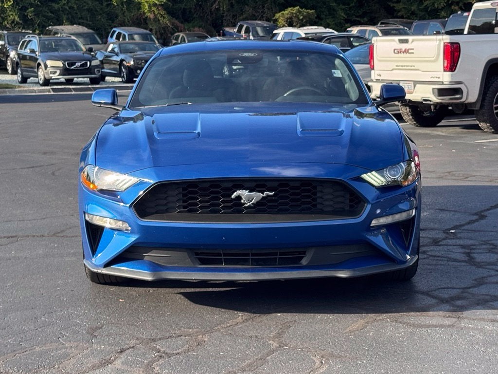 2022 Ford Mustang EcoBoost