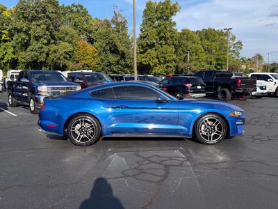 2022 Ford Mustang EcoBoost