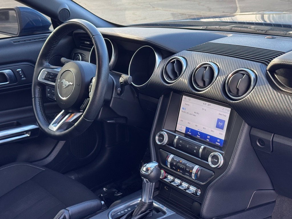 2022 Ford Mustang EcoBoost