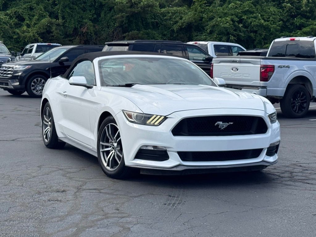 2015 Ford Mustang V6