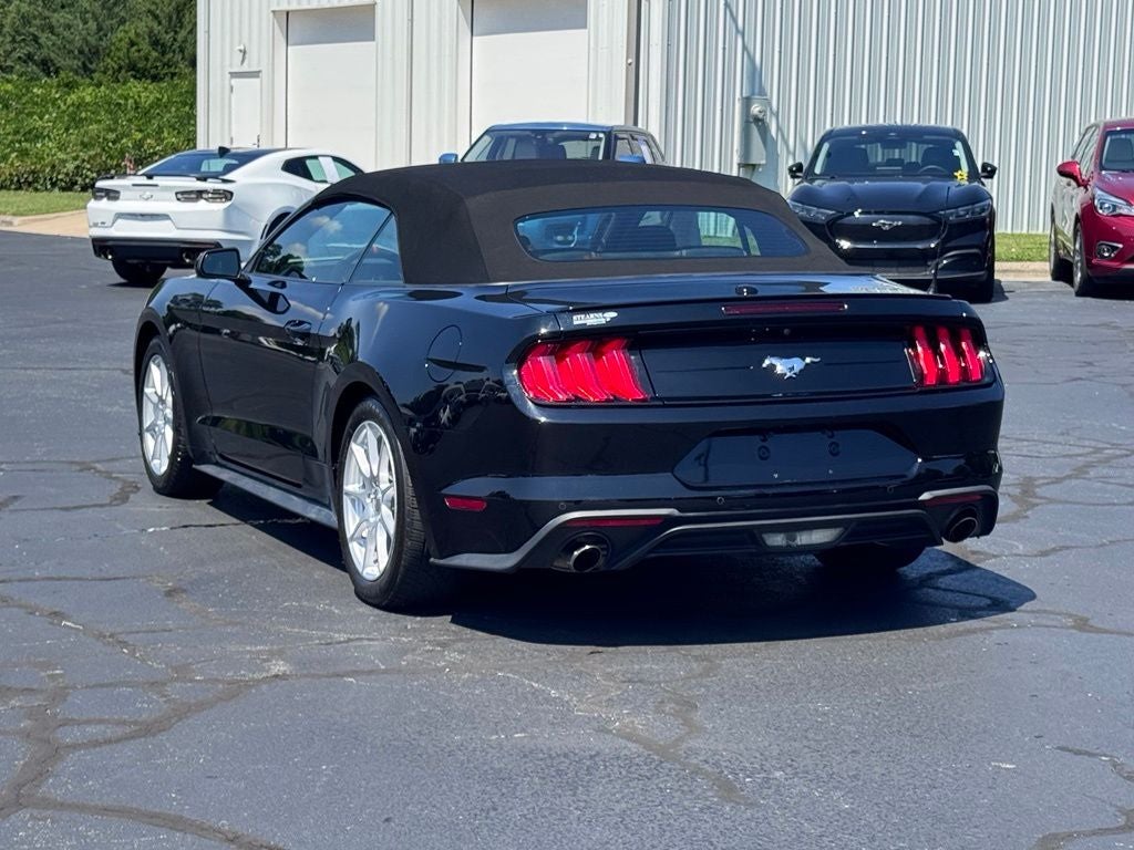 2022 Ford Mustang EcoBoost Premium