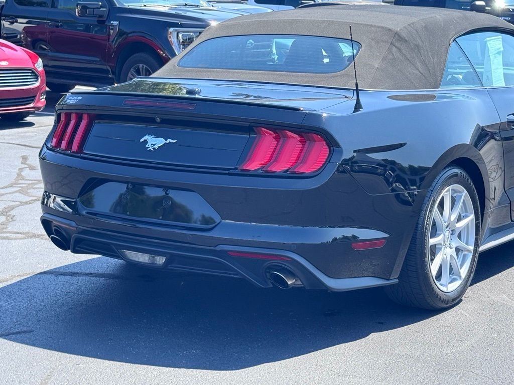 2022 Ford Mustang EcoBoost Premium