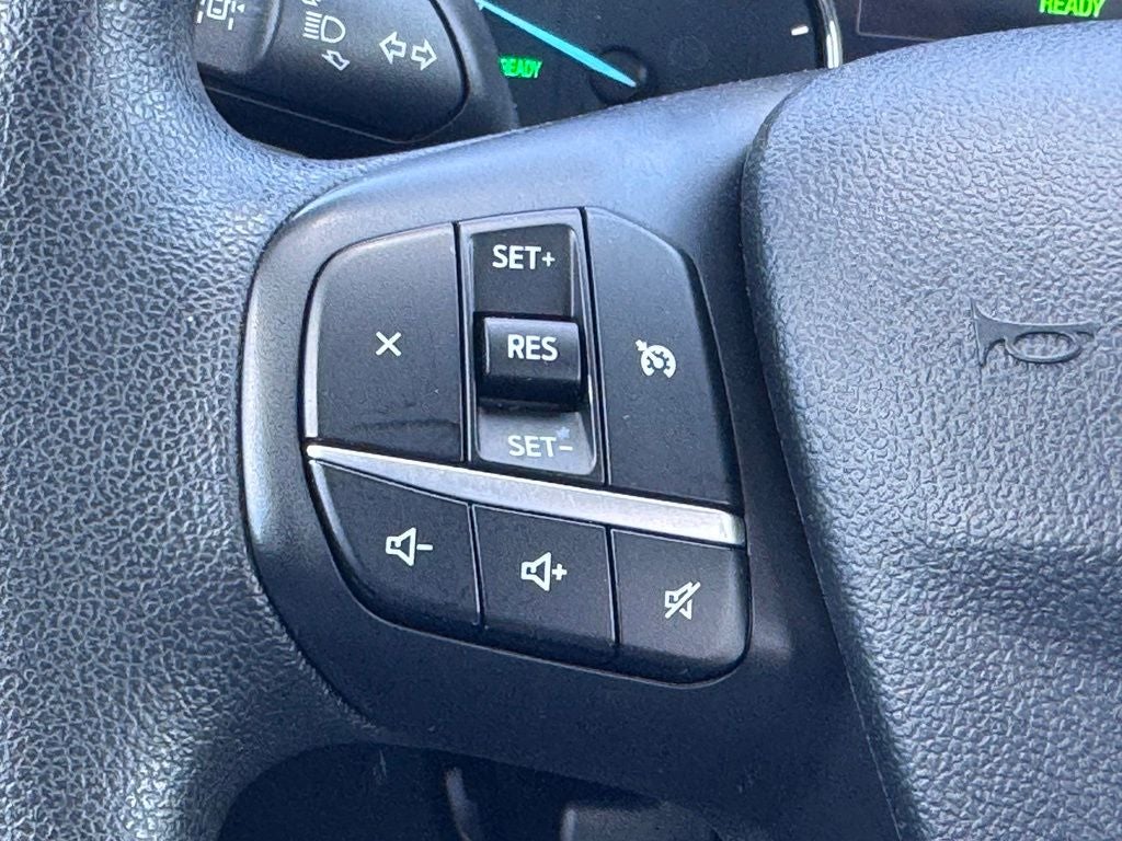 2021 Ford Escape Hybrid SE