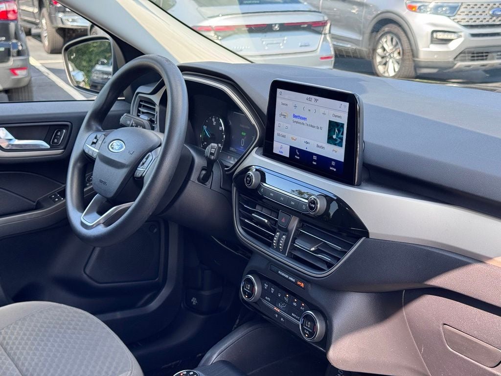 2021 Ford Escape Hybrid SE