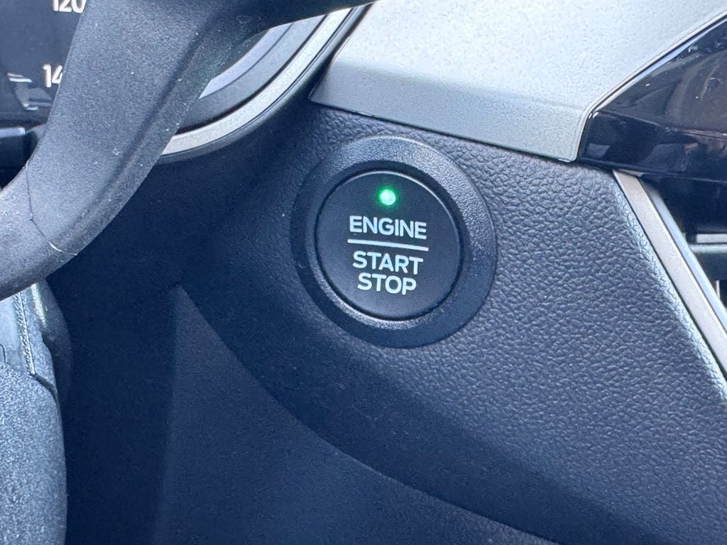 2021 Ford Escape Hybrid SE