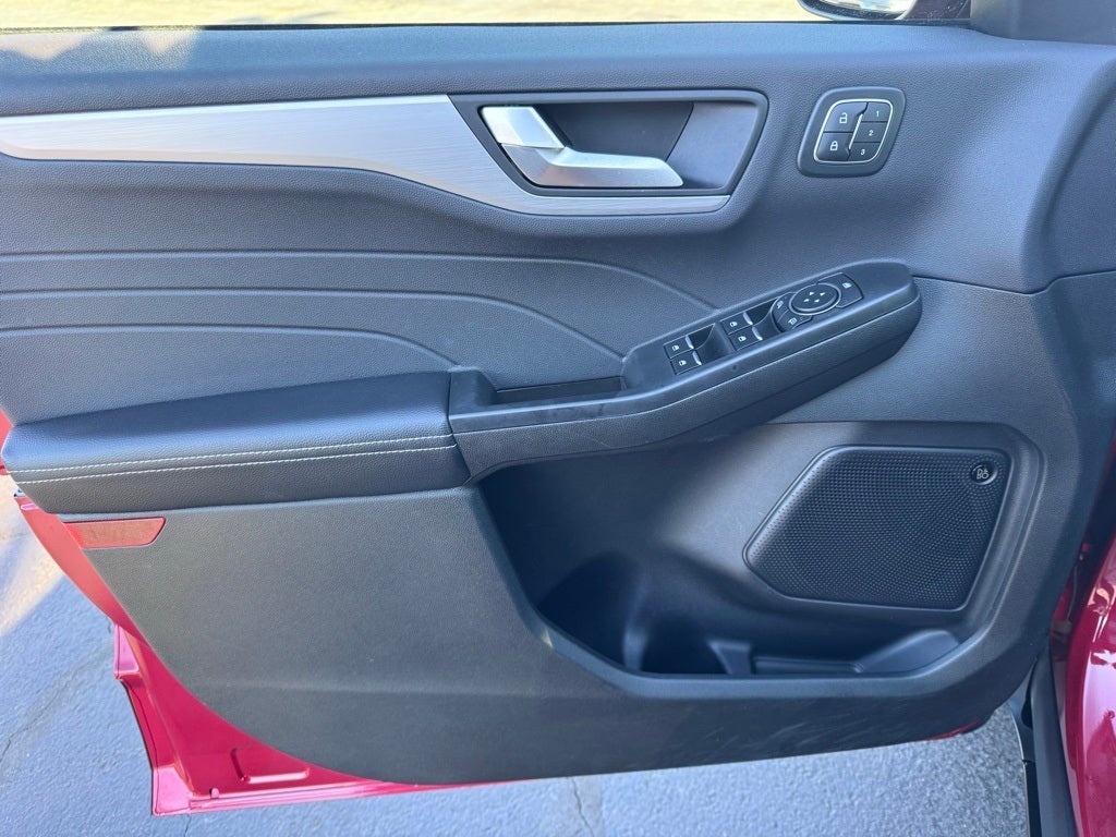 2025 Ford Escape Plug-In Hybrid Base