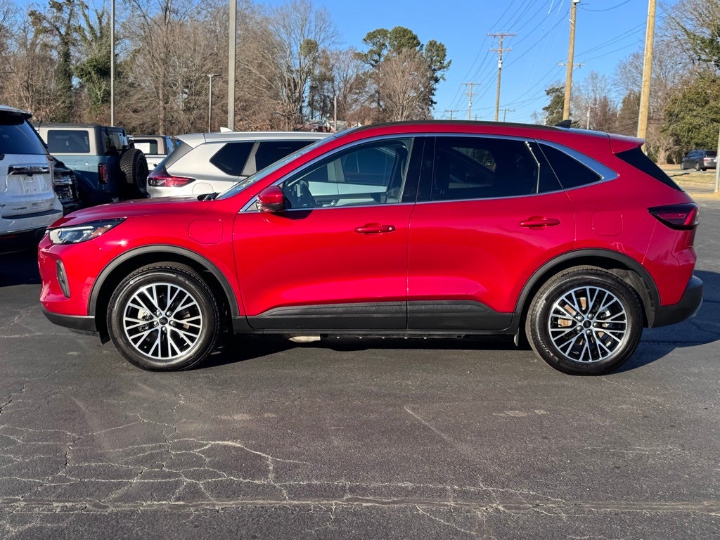 2025 Ford Escape Plug-In Hybrid Base
