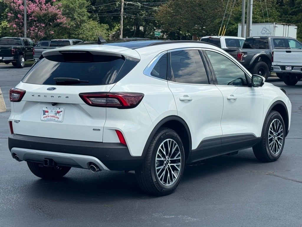 2025 Ford Escape Plug-In Hybrid Base