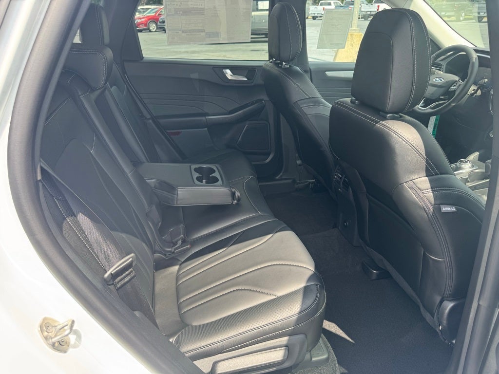 2025 Ford Escape Plug-In Hybrid Base