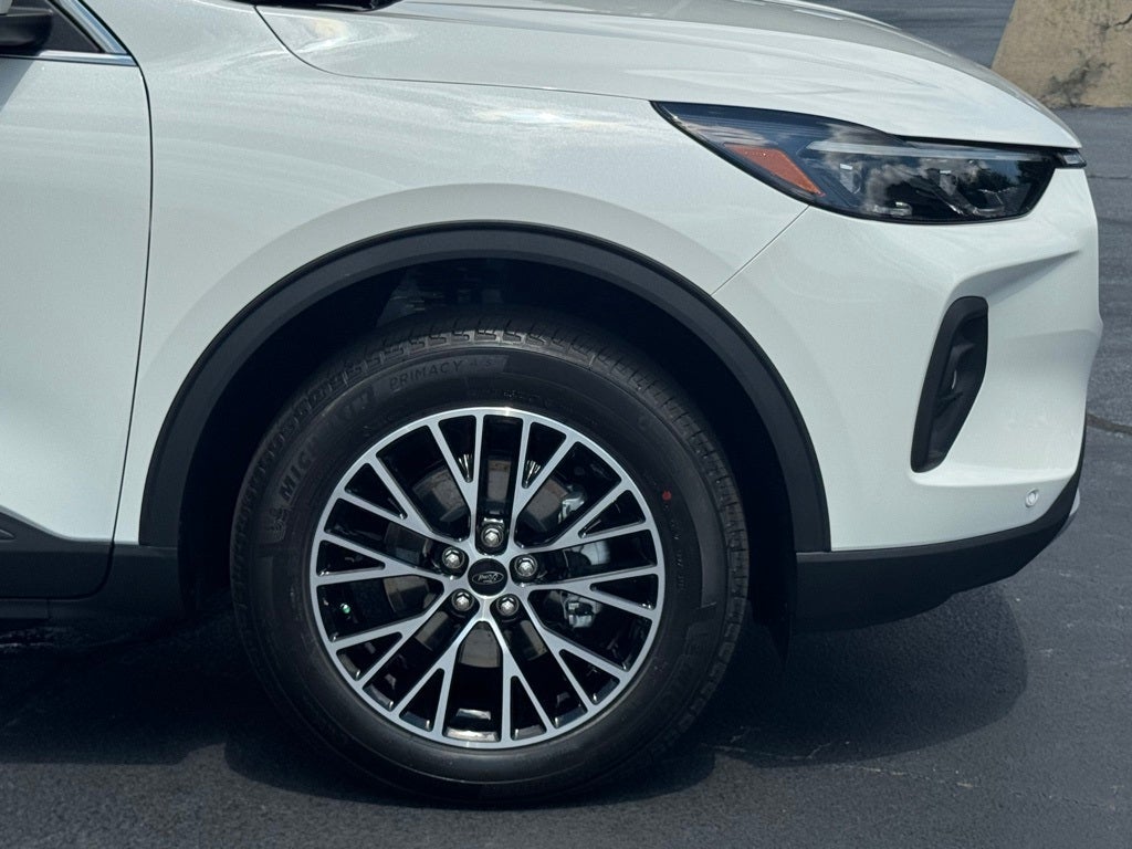 2025 Ford Escape Plug-In Hybrid Base