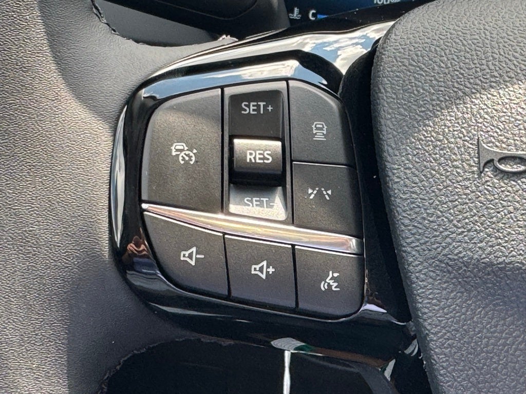 2025 Ford Escape Plug-In Hybrid Base